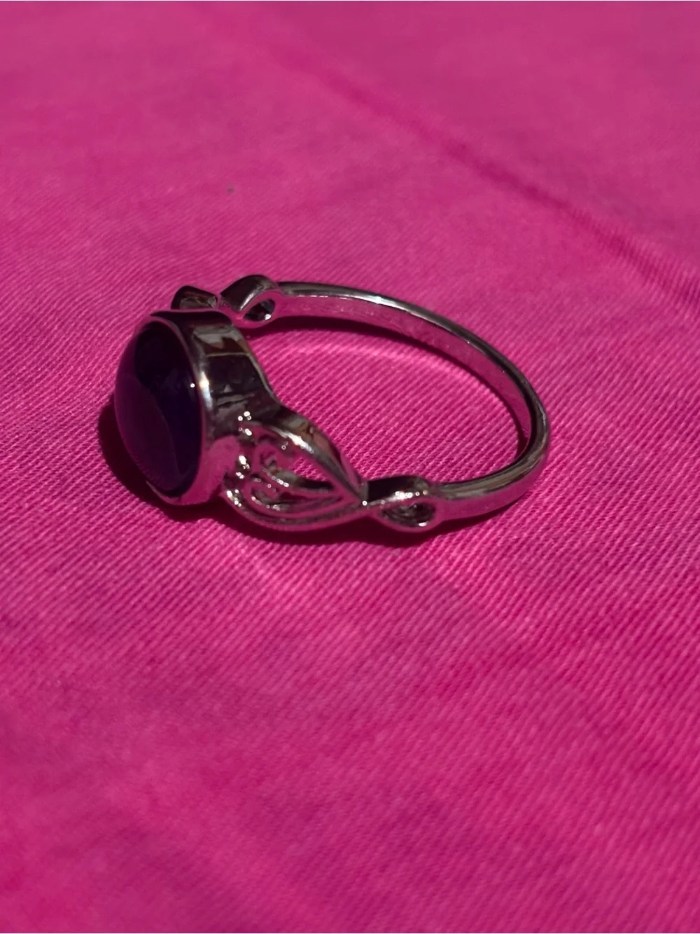 Size 11 silver mood ring